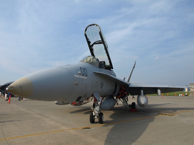 P8251167